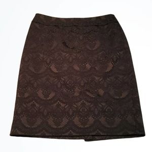 Ann Taylor Black Lace Detailed Pencil Skirt Size 2 Waist 28 Inches Rear Slit
